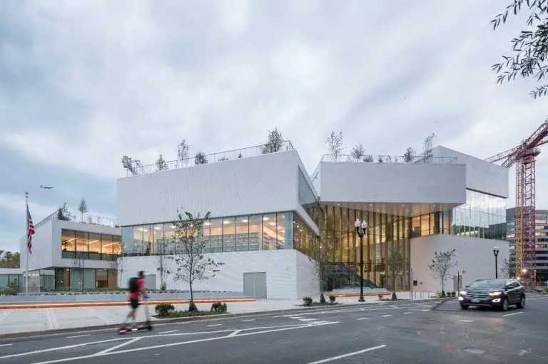 The Heights School Building in Arlington, VA earchitect