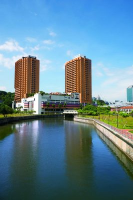 Singapores Liang Court Towers