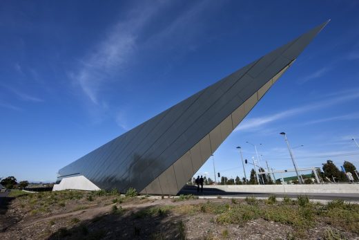 South Morang Rail Extension Melbourne