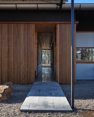 Upside Down Akubra House Nundle