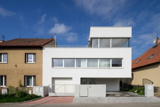 Zbraslav Family House Prague