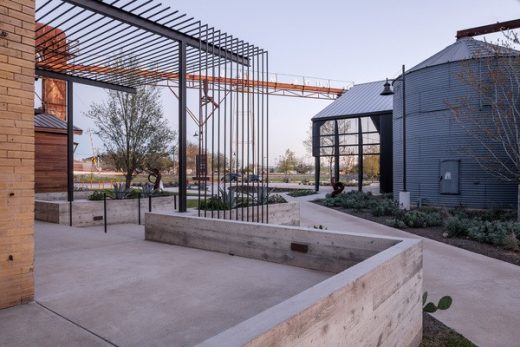 Buda Mill & Grain Co., Texas building