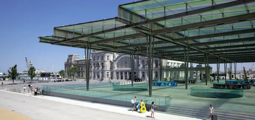 The Station by the Sea in Oostende, Transport Hub
