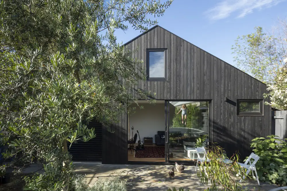  Swedish Summer House  Elsternwick Melbourne e architect