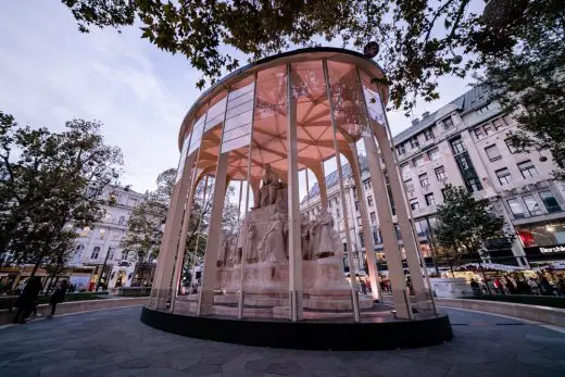 Art Shield Vorosmarty Pavilion Budapest