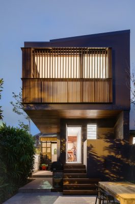 Balcony House Newtown Sydney by Bastian Architecture