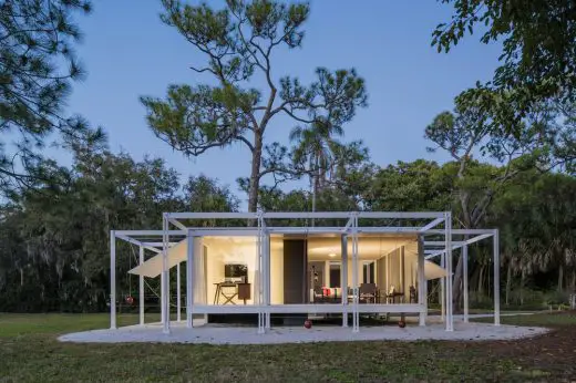 Walker Guest House in Palm Springs by Paul Rudolph Architect