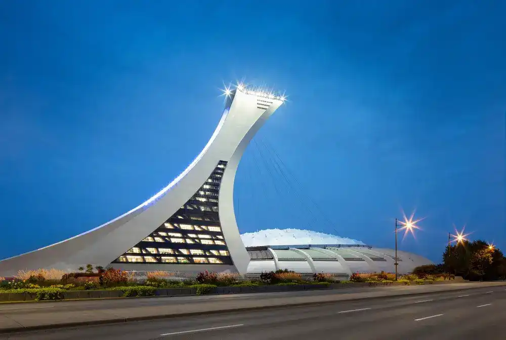 Desjardins Offices in Montréal Tower, Québec