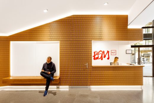 Hall BSM-Universitat Pompeu Fabra by deardesign Studio