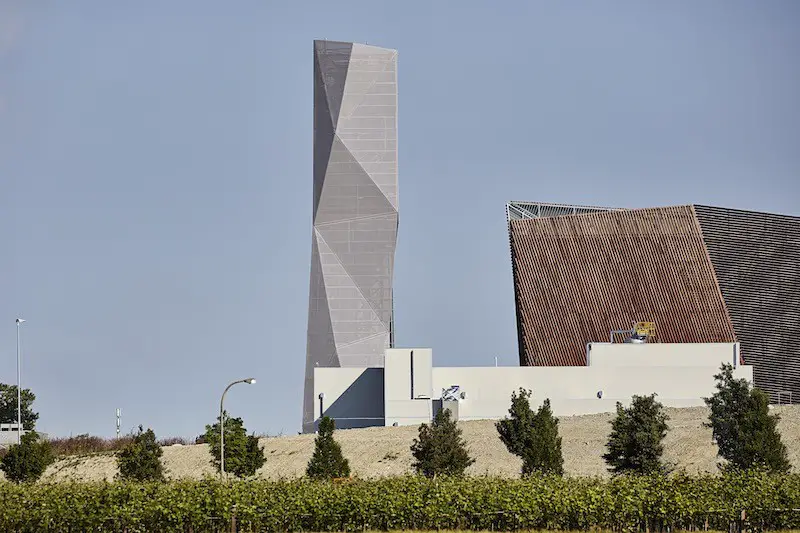 Powerbarn Russi, Ravenna, Italy by Giovanni Vaccarini Architetti