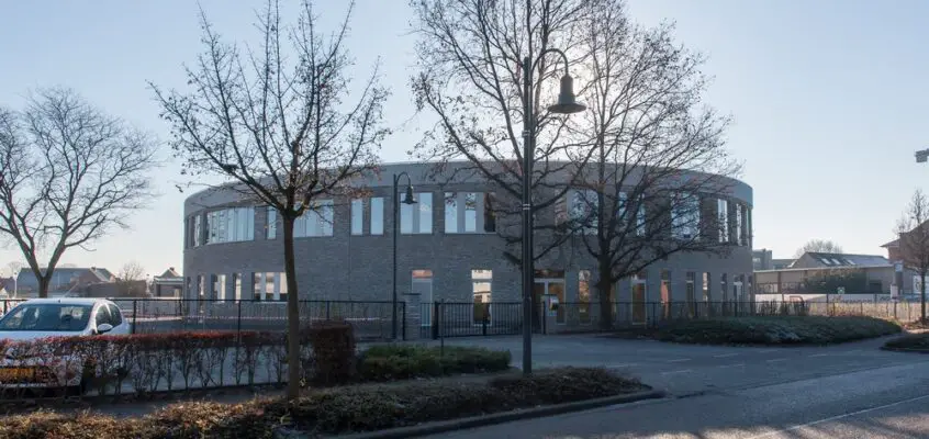 School De Brug Building in Bocholt, Belgium
