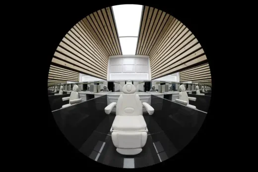 AK Clinic Treatment Room in Brampton, Ontario