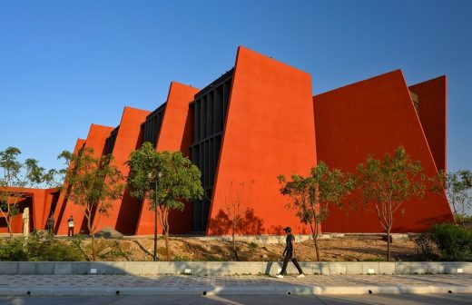 Rajasthan School building design by Sanjay Puri Architects, India