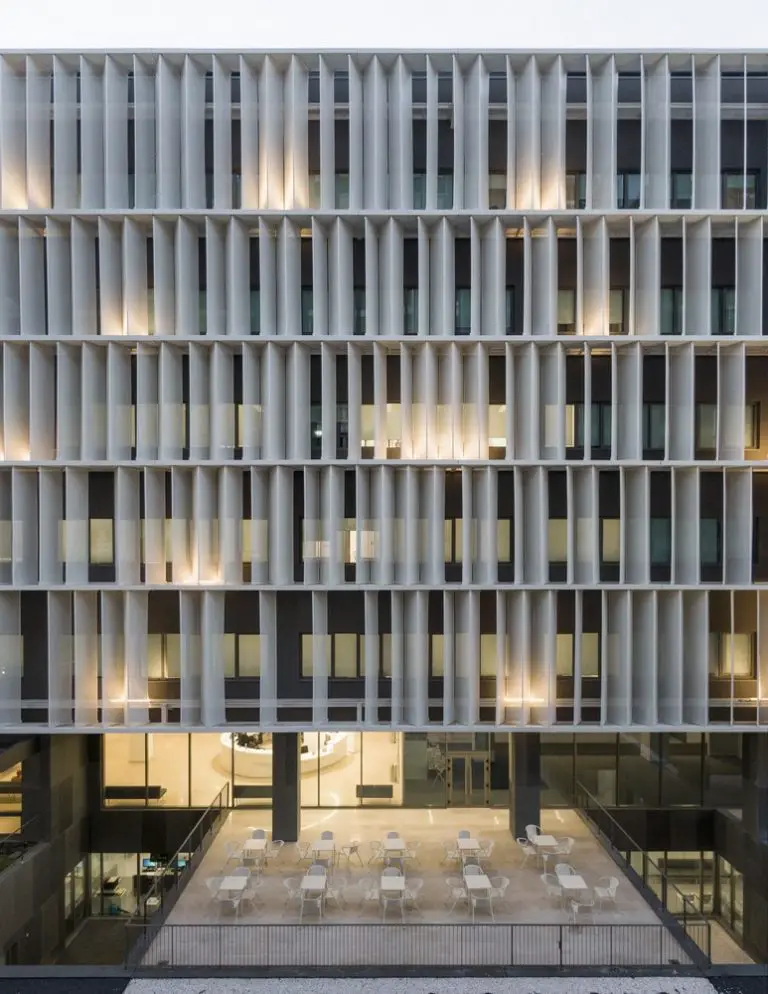 Cuf Descobertas Hospital in Lisbon, Portugal earchitect