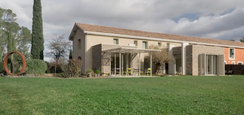 BON Farmhouse in Saint-Clément-de-Rivière