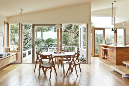 Australian Coastal property design by Zen Architects