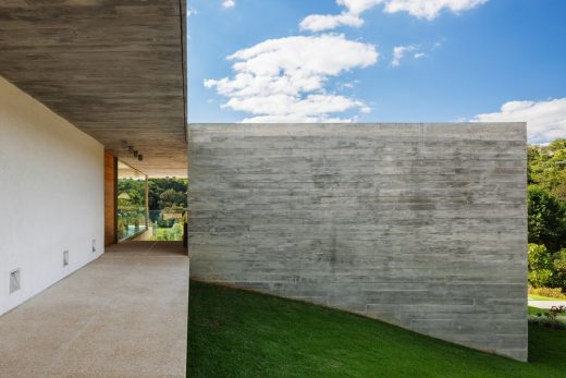 LG Residence, Bragança Paulista, SP by RMAA