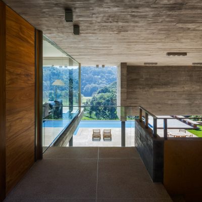 LG Residence, Bragança Paulista, SP by RMAA