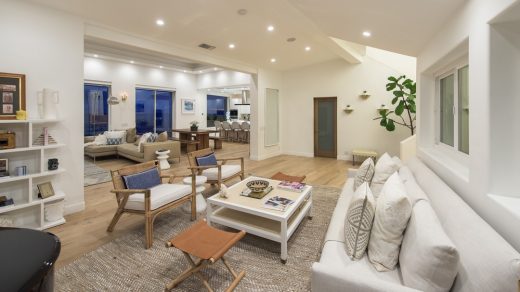 Bruce Jenner's former Malibu beach house living room