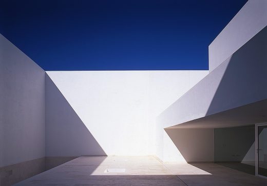 Guerrero House, Zahora, Spain by Alberto Campo Baeza