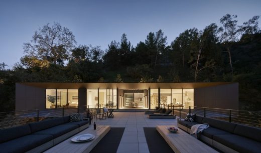 LR2 Residence Pasadena California