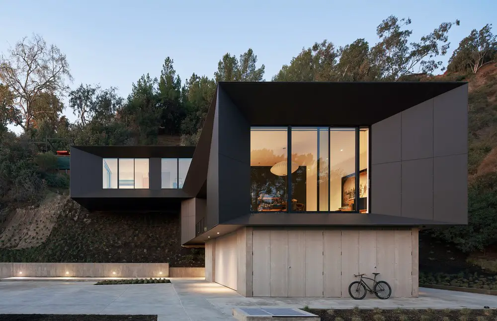 LR2 Residence Pasadena California