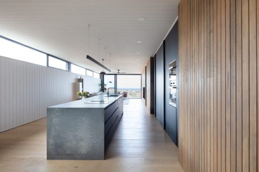 Sydney beachfront property, NSW, by modscape