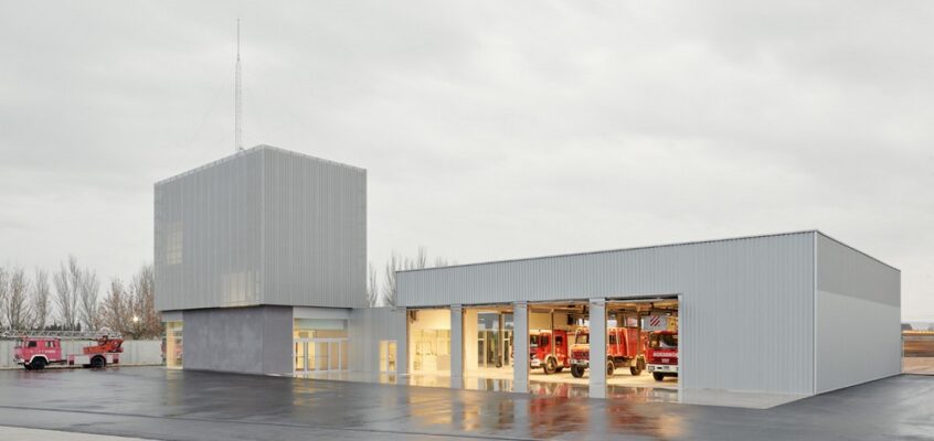 Fire Station No. 4 in Casetas, Zaragoza