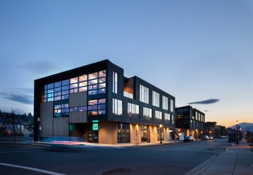 Outpost on the Hood River Waterfront