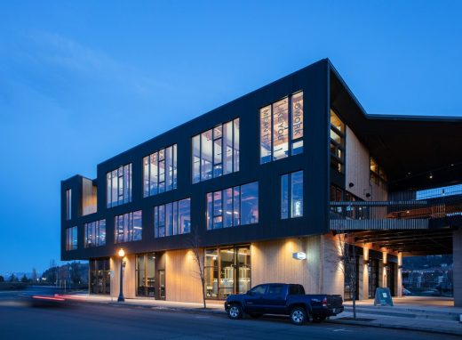 Outpost on the Hood River Waterfront