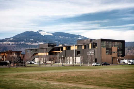 Outpost on the Hood River Waterfront