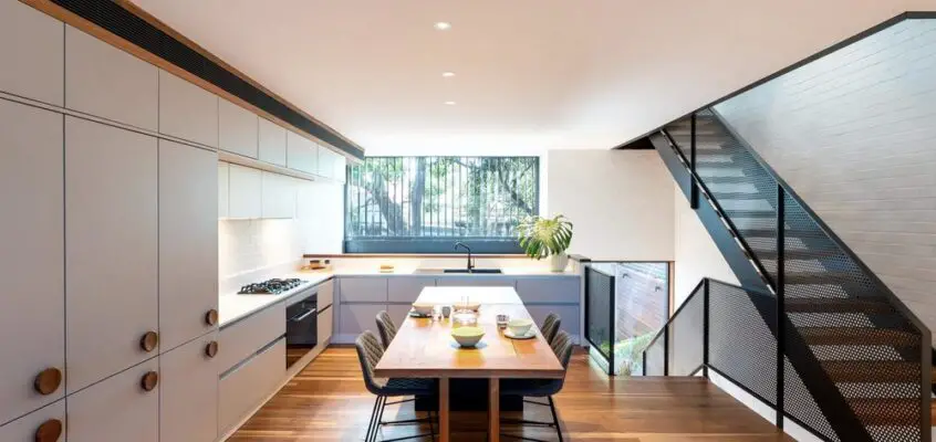 St Peters House II in Suburbian West Sydney