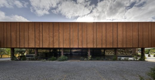 Suspended Matter Box, Felgueiras, Oporto