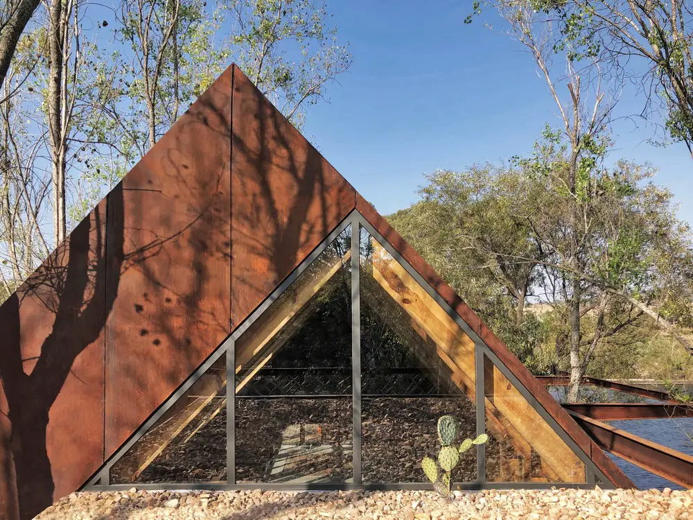 Terraza / Rancho Sierra Allende, Guanajuato, México bu fabián m escalante h | arquitectos