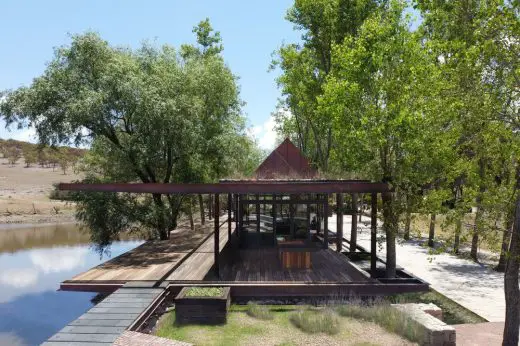 Terraza / Rancho Sierra Allende, Guanajuato, México bu fabián m escalante h | arquitectos