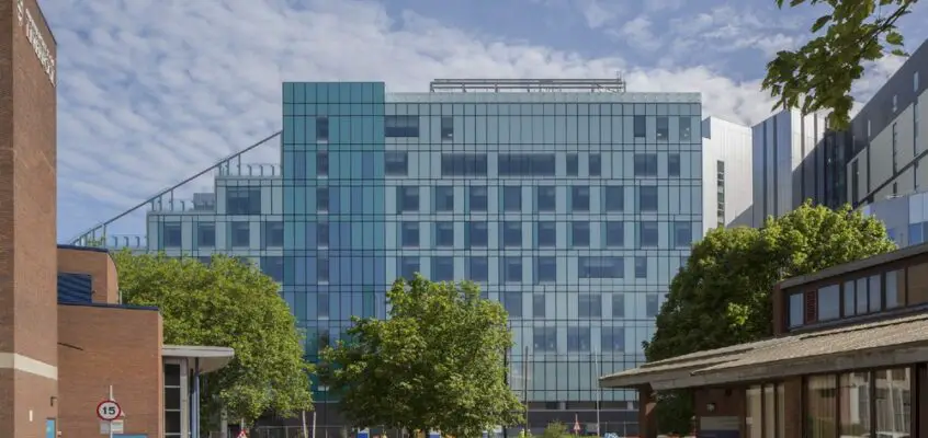 The Clatterbridge Cancer Centre, Aintree