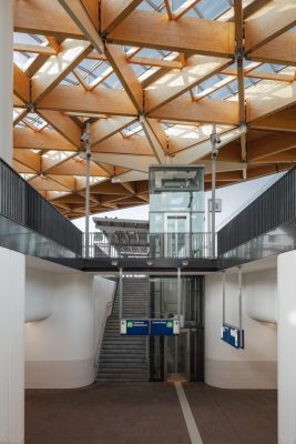 Assen Station building wooden roof