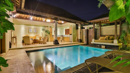 Benefits of hiring a letting agent - villa pool