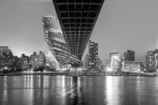 Brooklyn Bridge Contest design by Daniel Gillen
