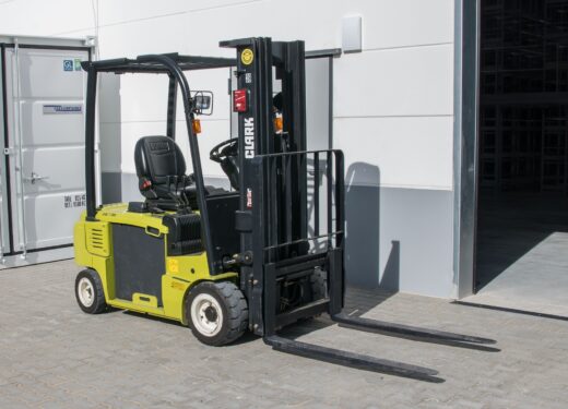 Essential factors to consider when buying a forklift