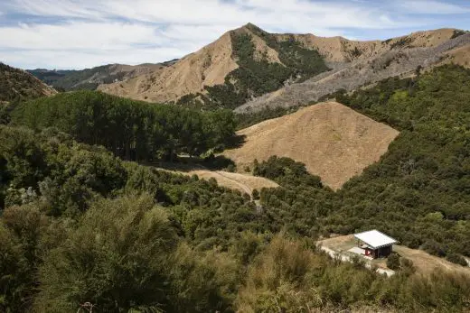 Longbush Ecosanctuary Welcome Shelter Gisborne 