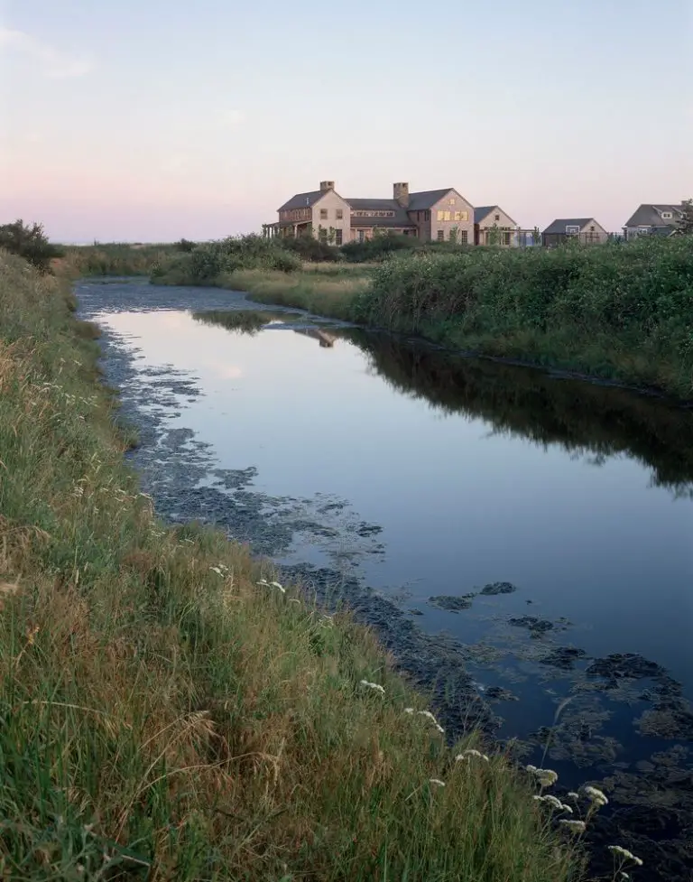 Useless Bay Beach House in Whidbey Island, WA earchitect