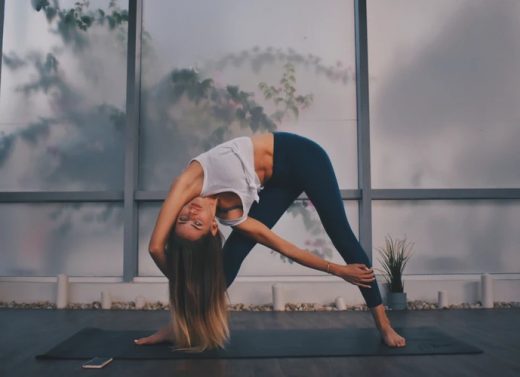 5 Ways You Can Achieve Mental Wellness By Combining CBD And Yoga