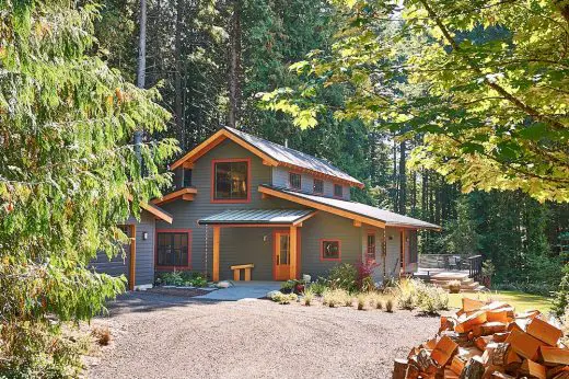 Bainbridge Island Farmhouse, Washington