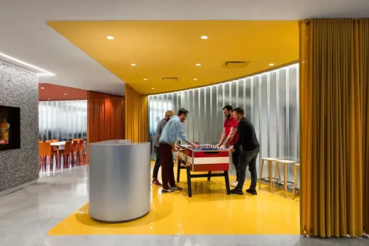 FlightHub HQ Offices Montréal travel agency