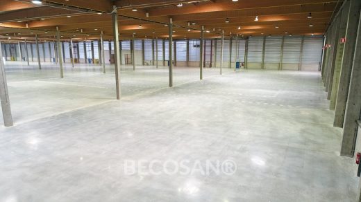 Polished concrete treatment for large surfaces