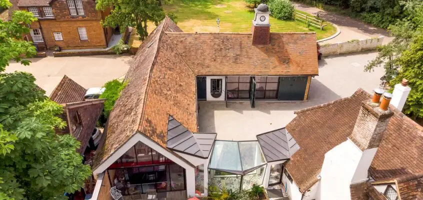 Stanyard’s Cottage in Surrey, Home Renovation