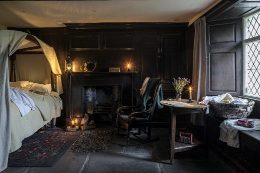 Dove Cottage, Downstairs lodging room - William and Mary Wordsworth's bedroom