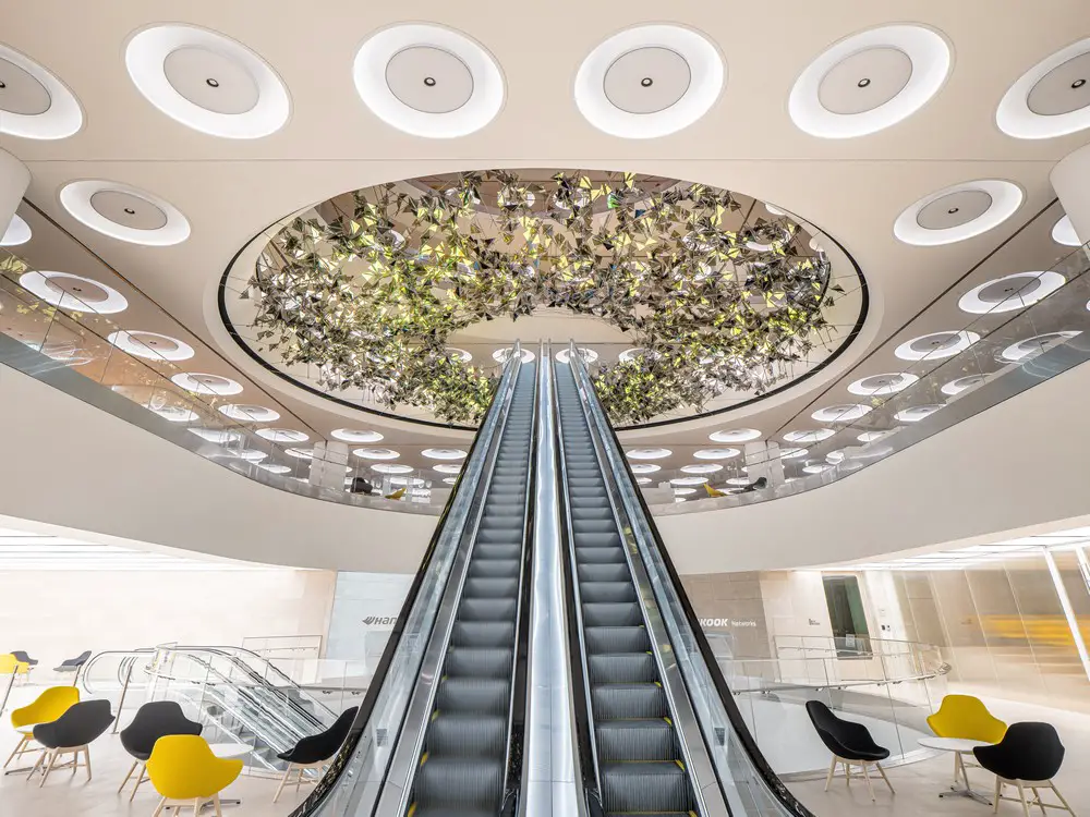 Hankook Technoplex in Pangyo Building by Foster + Partners