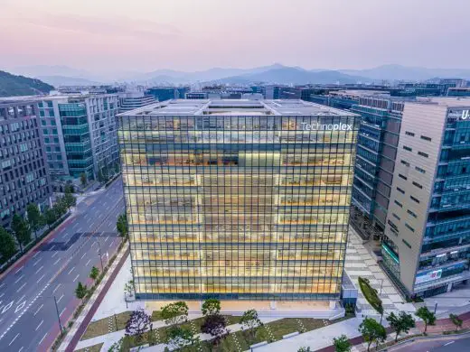 Hankook Technoplex in Pangyo Building by Foster + Partners